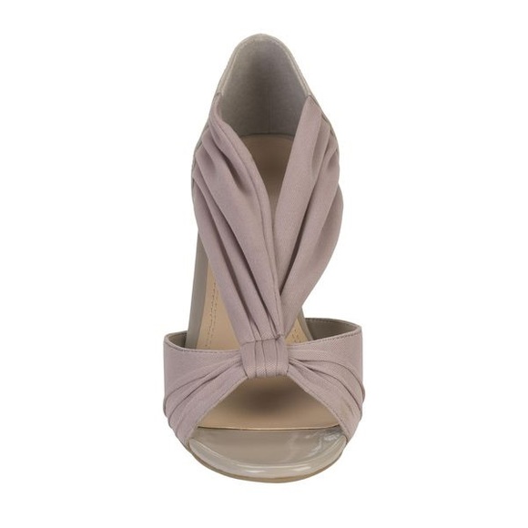 Apostrophe Taupe Peep Toe Pumps 8M - Picture 3 of 13
